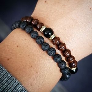 Wooden beaded bracelet